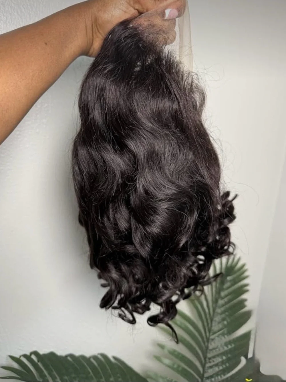 Black Shoulder-Length Body Wave Lace Front Wig - Natural Black